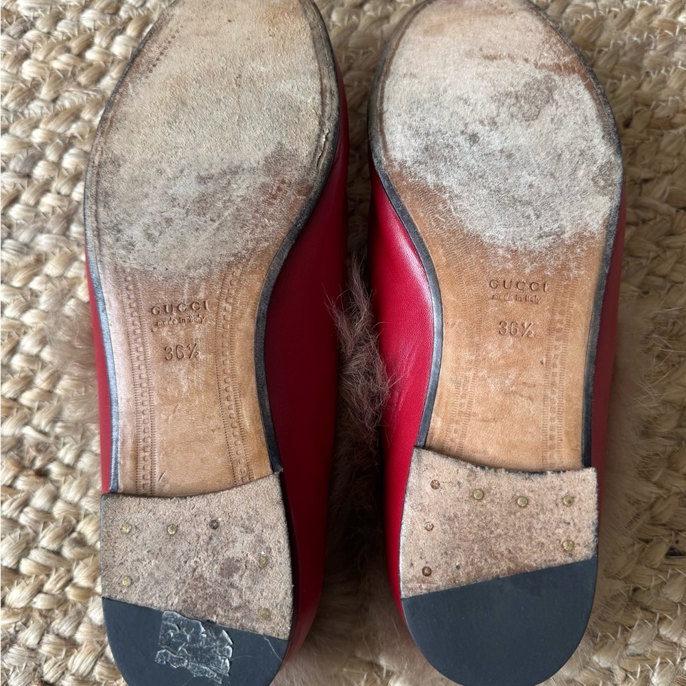 Authentic Gucci Red Fur-Trimmed Flats - Picture 6 of 8